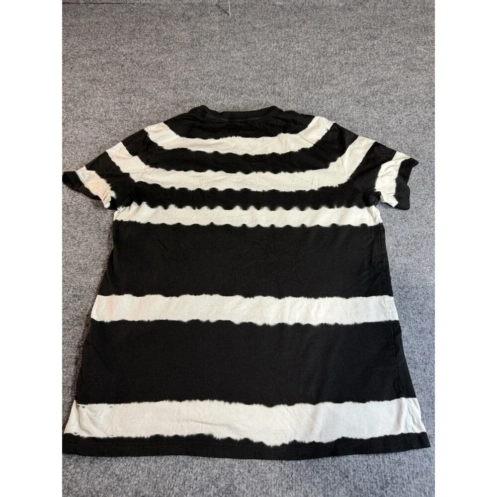 Guess Black & White Striped Embroidered T‑Shirt – Size M – Tie‑Dye Style - Picture 5 of 7
